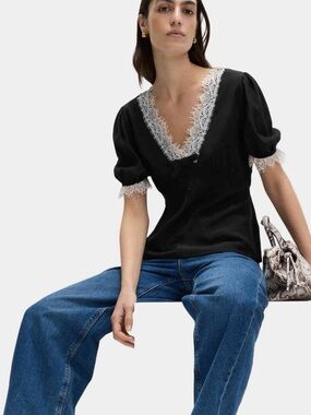 M&S fitted V-neck blouse. UK14/US10